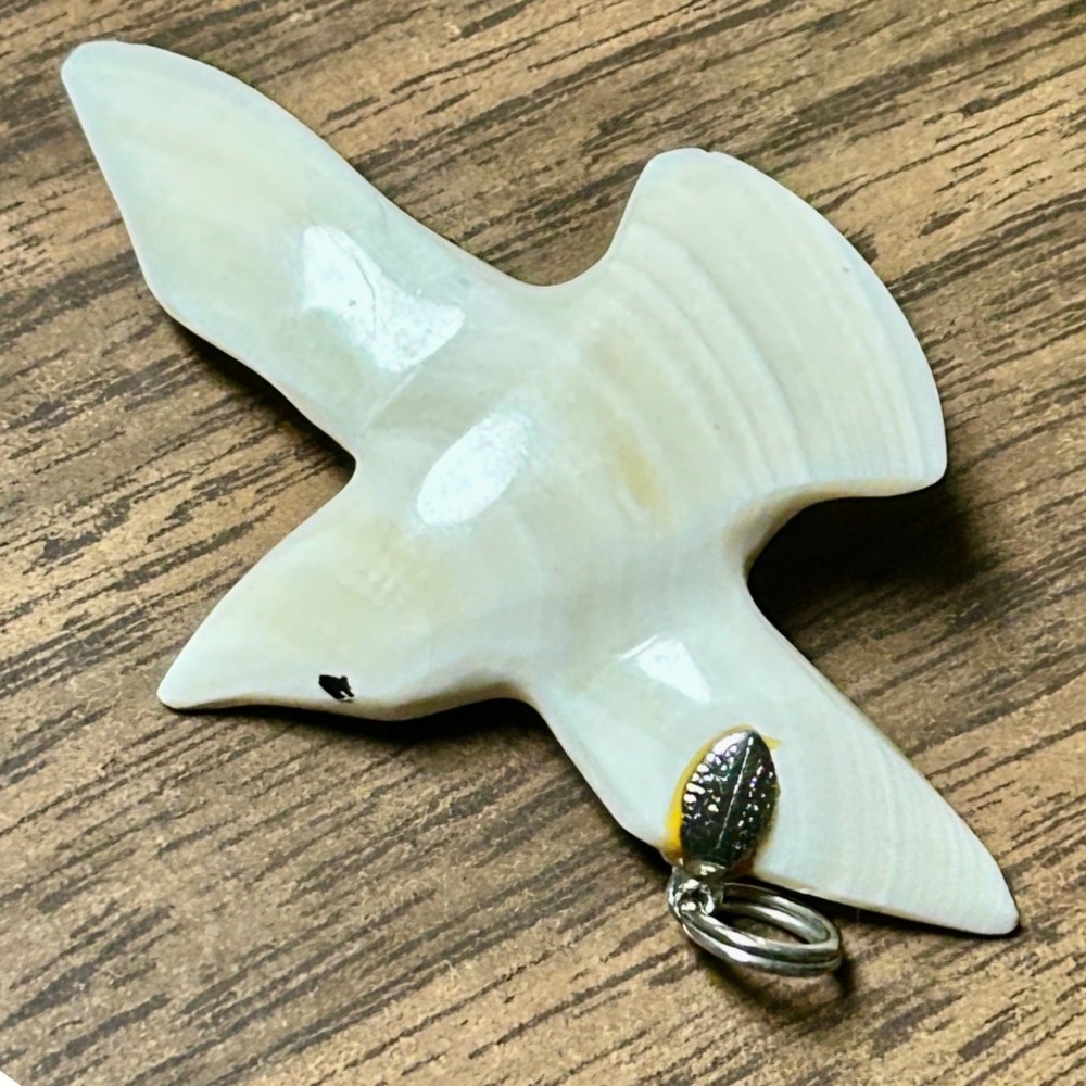Vintage Hand Carved Shell Bird Pendant Soaring Seagull Cream Iridescent 2.25 In